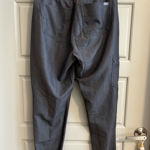 COPY - Figs graphite scrub set - Picture 4 of 5